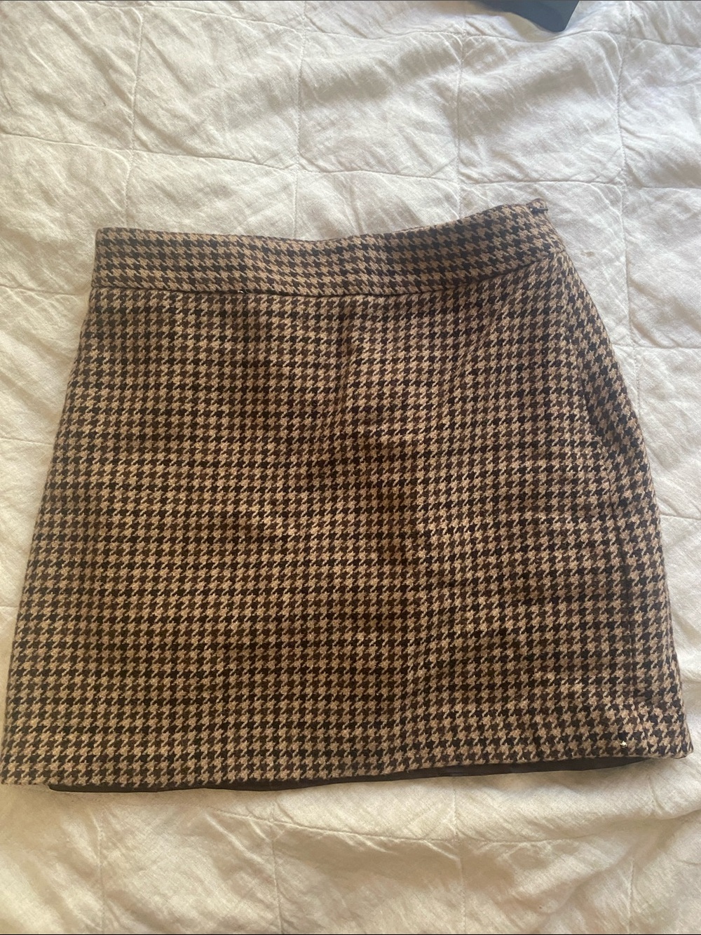 Banana Republic wool blend Houndstooth Mini Skirt